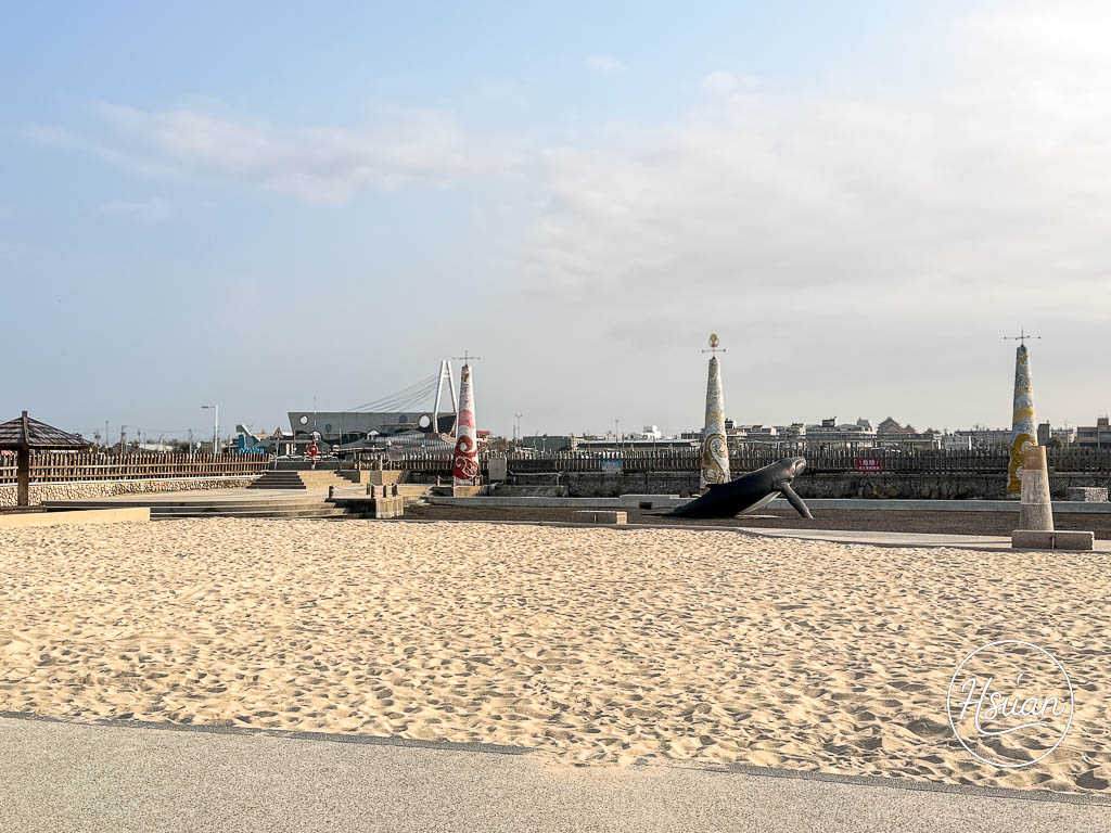 嘉義景點-東石漁人碼頭一日遊 $200烤生蚵吃到飽、彩色小鎮打卡，超推的嘉義親子免費景點！ @About Hsuan美美媽咪親子美食旅遊