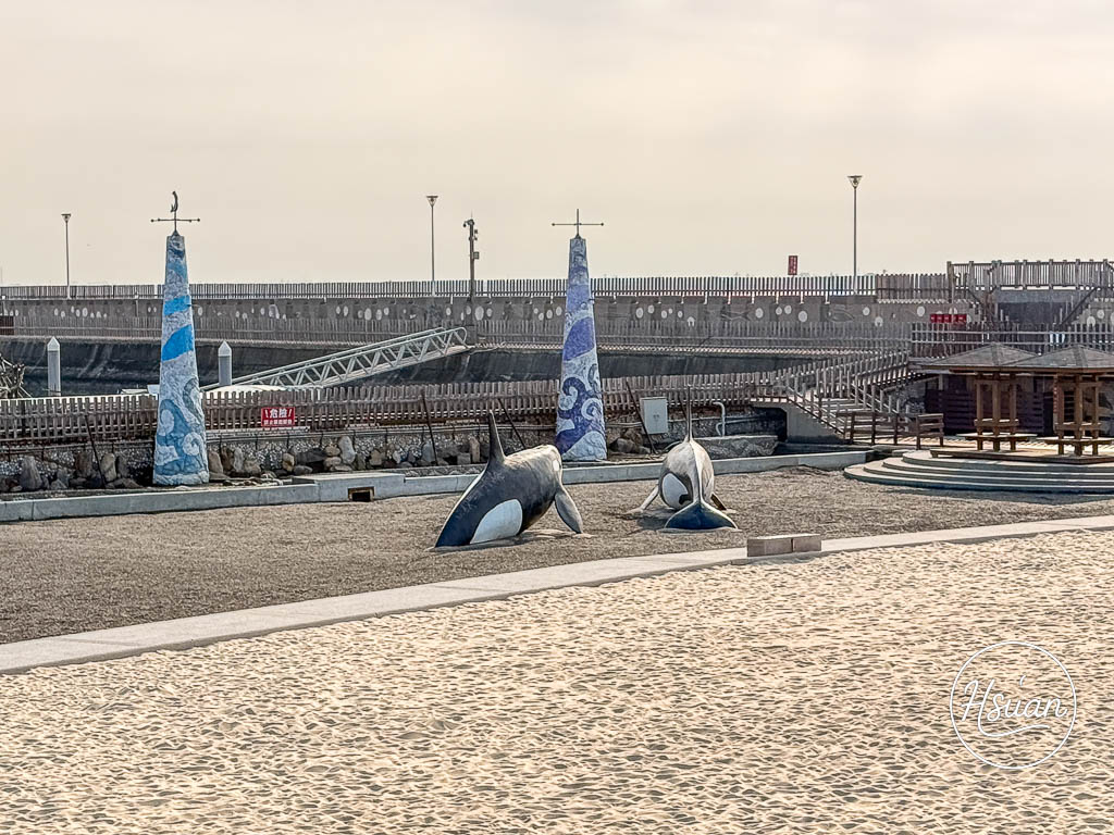 嘉義景點-東石漁人碼頭一日遊 $200烤生蚵吃到飽、彩色小鎮打卡，超推的嘉義親子免費景點！ @About Hsuan美美媽咪親子美食旅遊