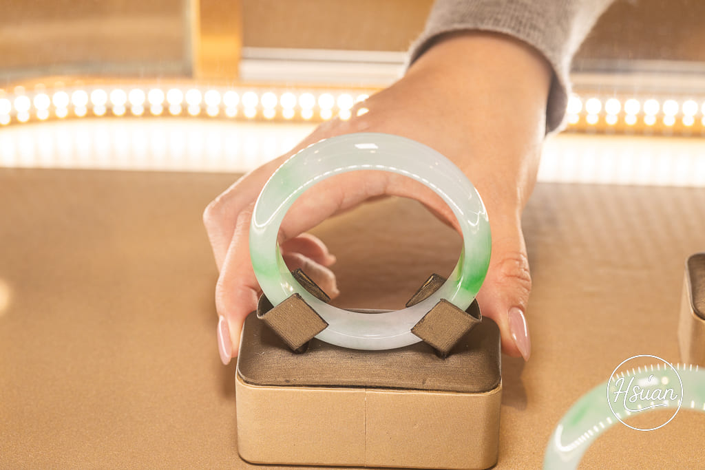 【台北預約制翡翠推薦】東區阡晶珠寶探店 各類玉種穿戴或者擺件都有，內行人首選的翡翠珠寶專賣 @About Hsuan美美媽咪親子美食旅遊