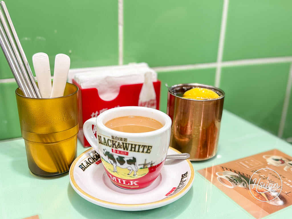 穿越到香港街頭！中壢「美生餐室」隱身SOGO商圈的茶餐廳，洗筷子細節超還原，上班族也愛的平價港味 @About Hsuan美美媽咪親子美食旅遊