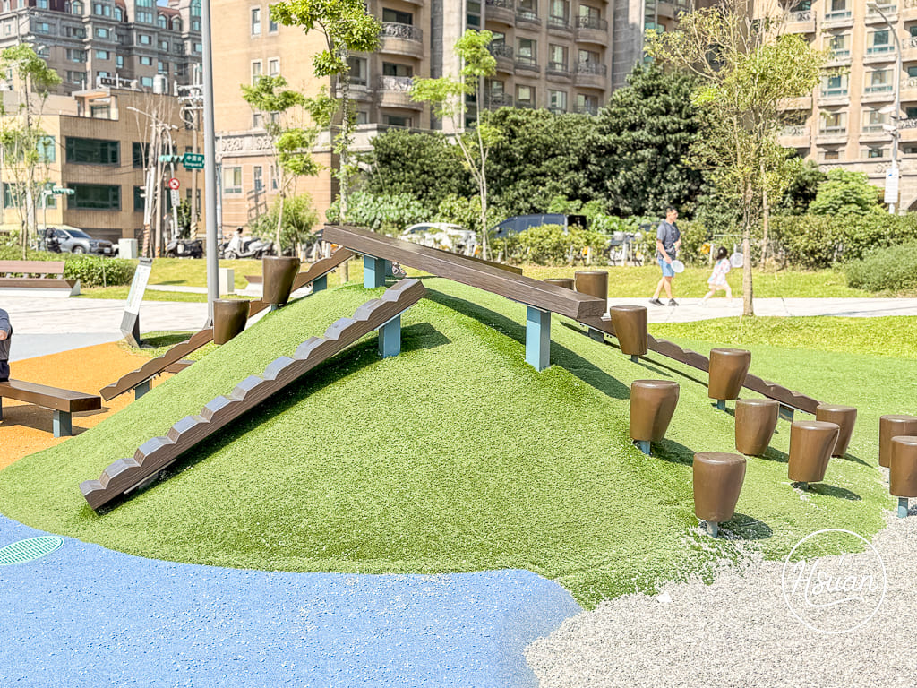 【2026 桃園最強公園】大園華興池生態埤塘公園：大人也能玩的極速滑軌、SUP 水上立槳體驗，還有絕美下沉式步道！ @About Hsuan美美媽咪親子美食旅遊