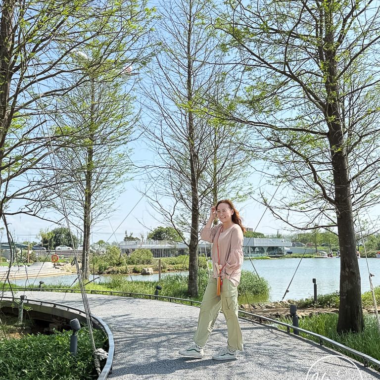 【2026 桃園最強公園】大園華興池生態埤塘公園：大人也能玩的極速滑軌、SUP 水上立槳體驗，還有絕美下沉式步道！ @About Hsuan美美媽咪親子美食旅遊