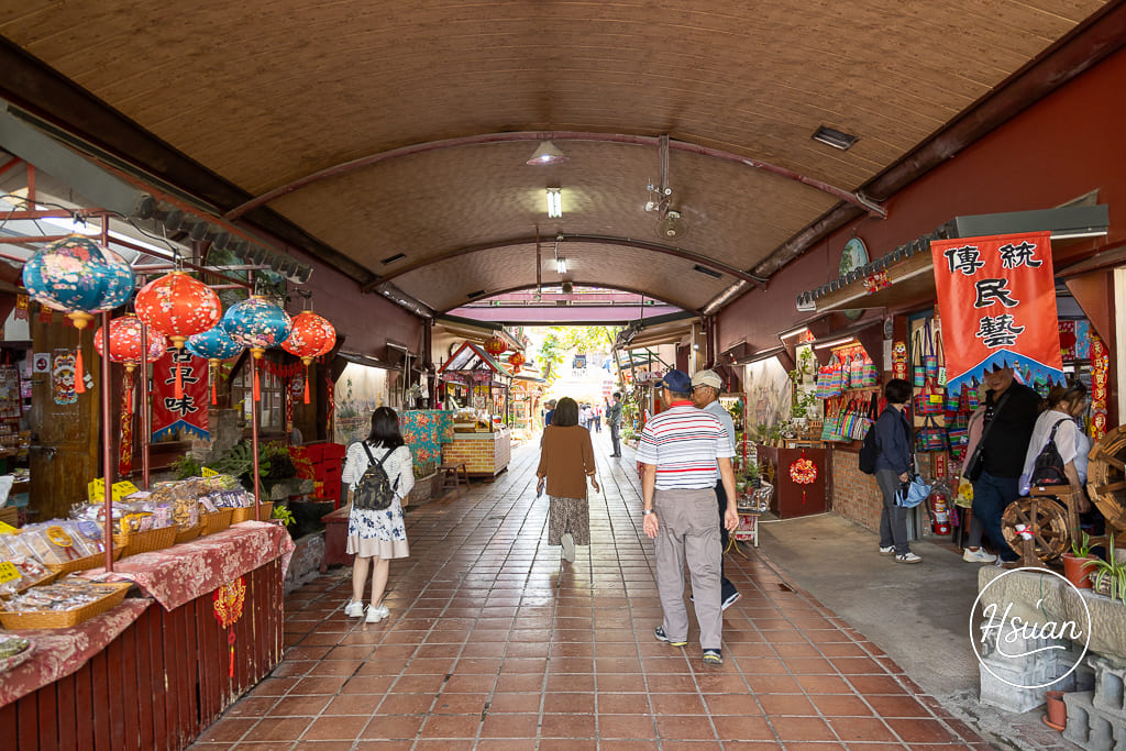 高雄美濃景點|美濃民俗村 免門票的客家風情園區,好停車好買、洗手間乾淨,親子長輩同遊的首選推薦! @About Hsuan美美媽咪親子美食旅遊 高雄美濃景點|美濃民俗村 免門票的客家風情園區,好停車好買、洗手間乾淨,親子長輩同遊的首選推薦! @About Hsuan美美媽咪親子美食旅遊