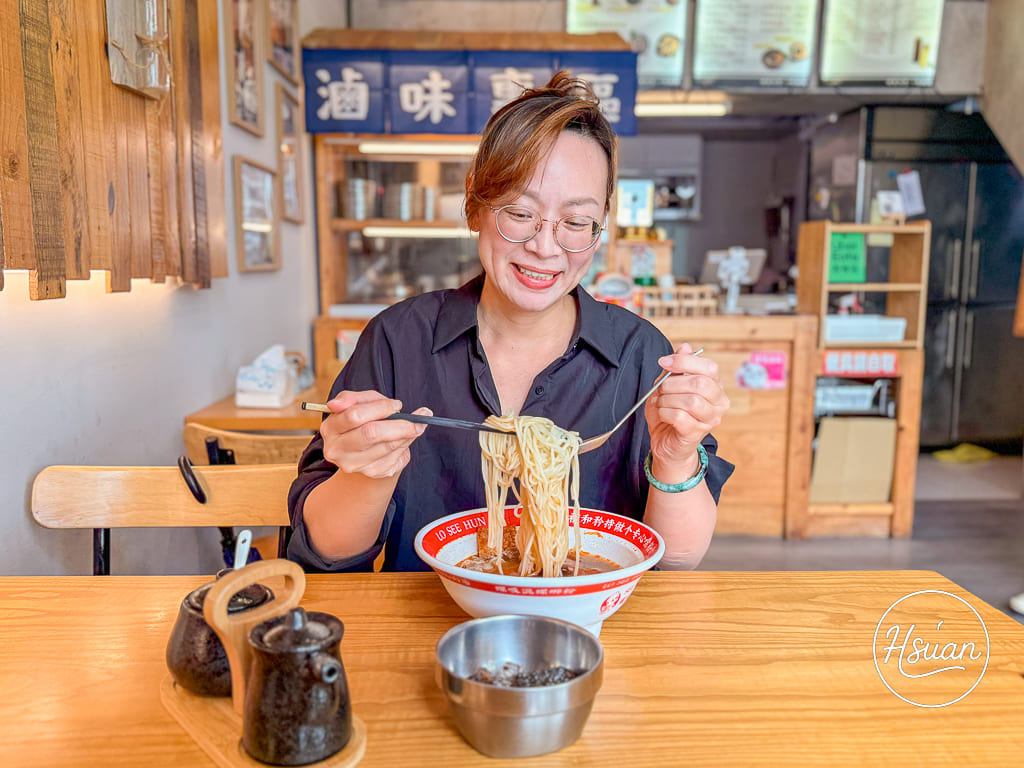 【過嶺美食】螺思堂螺螄粉過嶺店｜過嶺美食新選擇！文青感十足的客製化螺螄粉，現切滷味攤車必點 @About Hsuan美美媽咪親子美食旅遊