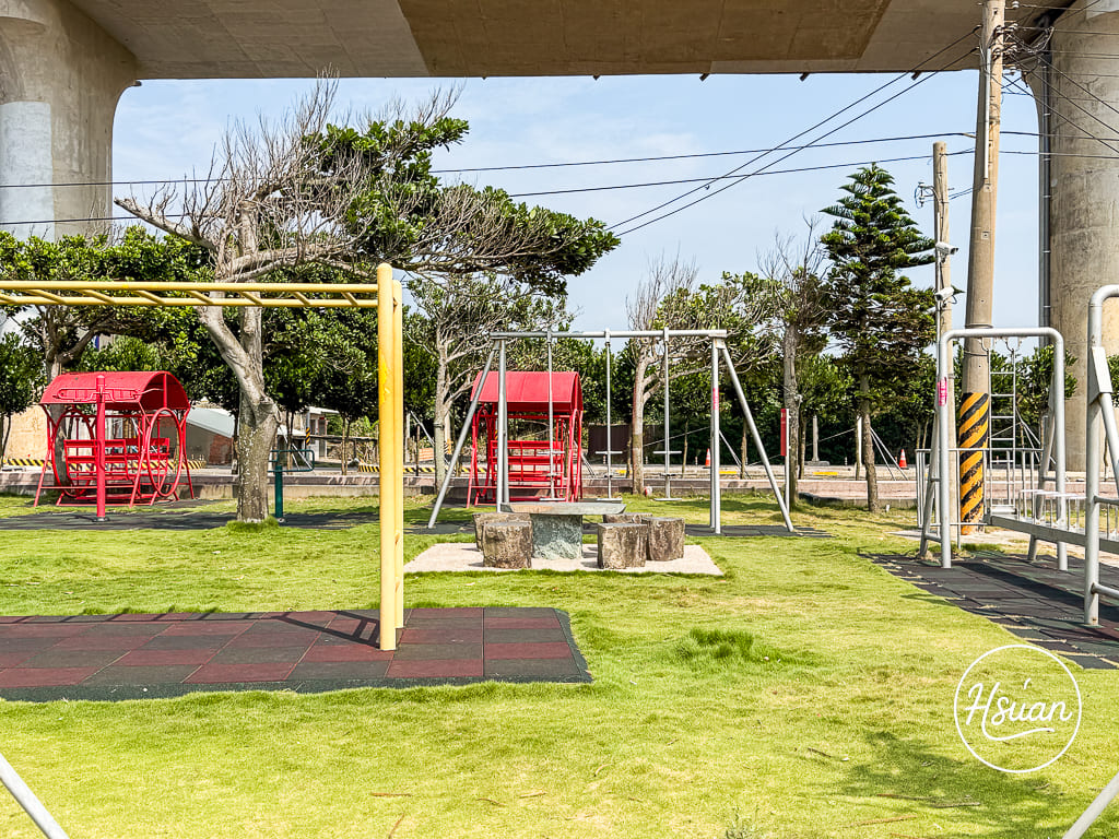 苗栗苑裡親子景點 苑港濱海公園親子一日遊|沙灘、彩虹橋一次收集的台61線慢旅行提案 @About Hsuan美美媽咪親子美食旅遊 苗栗苑裡親子景點 苑港濱海公園親子一日遊|沙灘、彩虹橋一次收集的台61線慢旅行提案 @About Hsuan美美媽咪親子美食旅遊