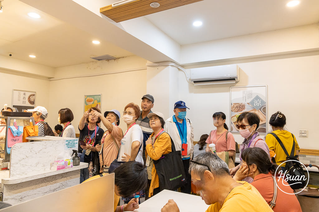 【台北中山區】晴光商圈美食推薦！城市冰品 大碗爆料黑糖剉冰自選4樣才$70！藏在昔日美軍黑市旁的超佛心低調冰店