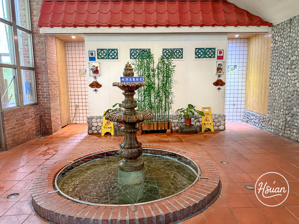 【三峽聚餐餐廳推薦】春谷餐廳|隱身山林30年老字號!超狂高CP值合菜,附免費停車場/遊戲區,家庭聚會首選 【三峽聚餐餐廳推薦】春谷餐廳|隱身山林30年老字號!超狂高CP值合菜,附免費停車場/遊戲區,家庭聚會首選
