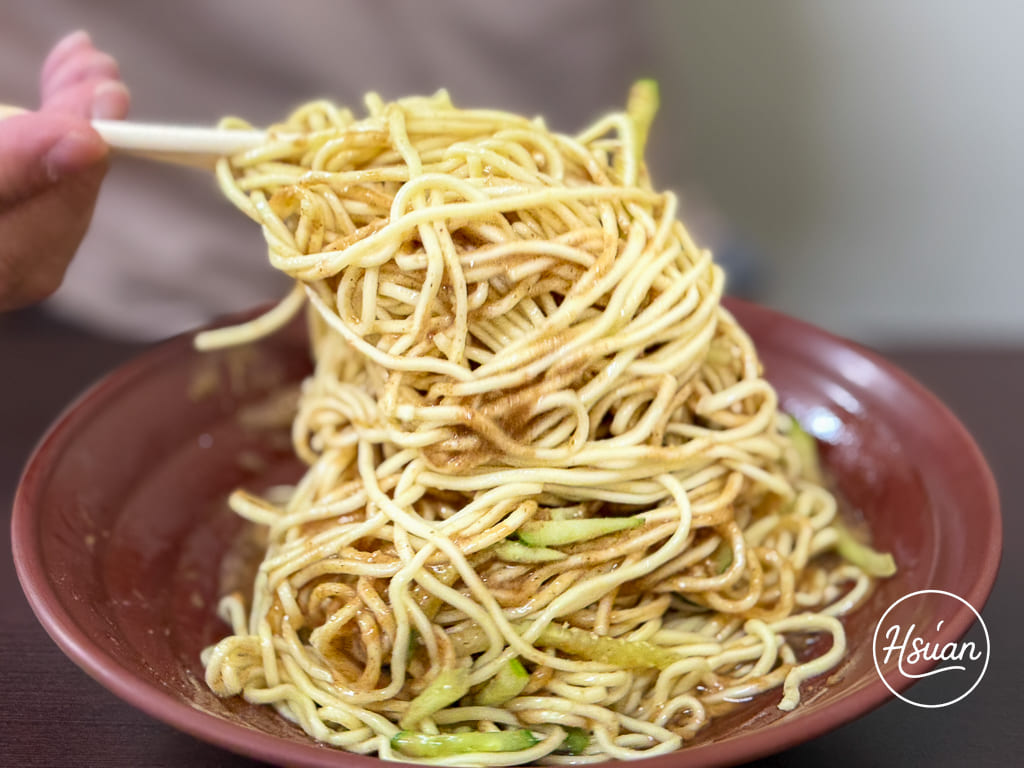 桃園老字號美食|洪記涼麵 清爽微酸的Q彈麵條,配上爆漿蛋花綜合湯!在地人私藏的銅板價美食 @About Hsuan美美媽咪親子美食旅遊 桃園老字號美食|洪記涼麵 清爽微酸的Q彈麵條,配上爆漿蛋花綜合湯!在地人私藏的銅板價美食 @About Hsuan美美媽咪親子美食旅遊