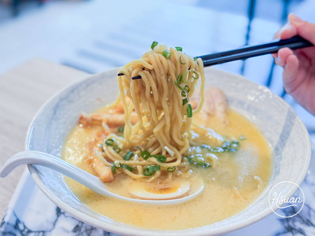 【過嶺美食】麵屋和月｜一餐限量36碗的高規格日式拉麵！不提供外帶，高品質舒肥嫩到讓你大讚！