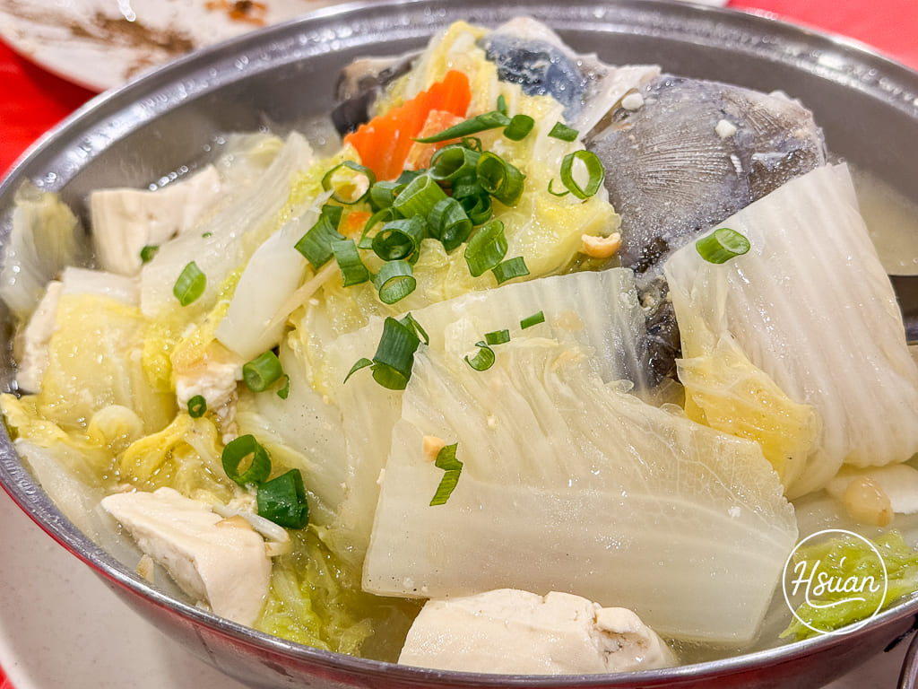 桃園龍潭一日遊推薦｜大石門活魚老店 明碼標價的一魚五吃，新鮮不過度調味！順遊十一份文化園區、夏日限定獨角仙秘境