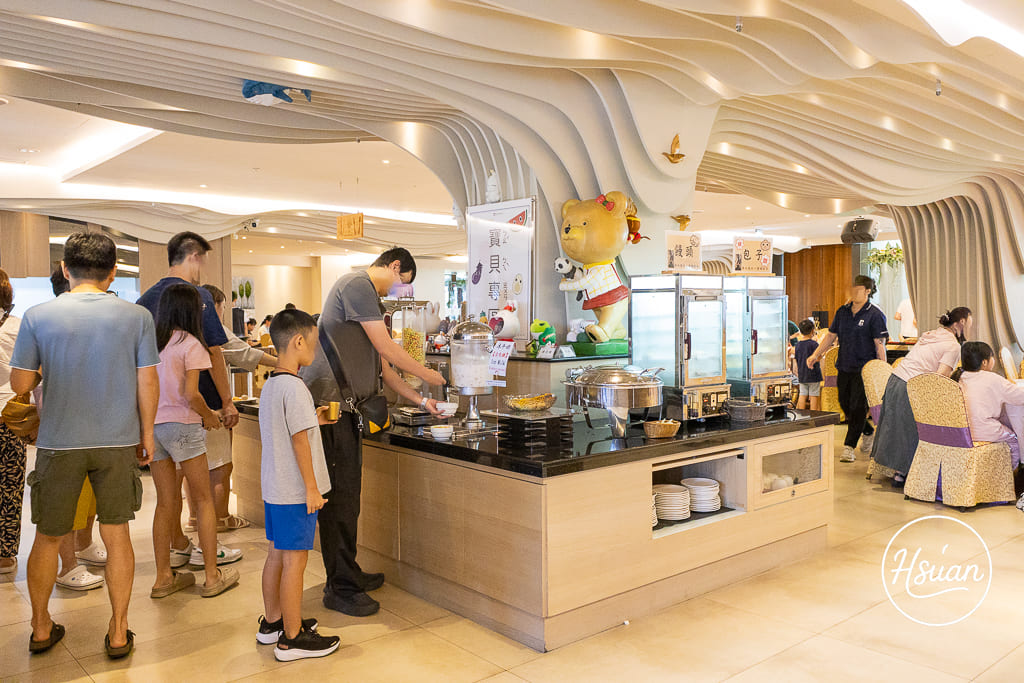 【嘉義親子住宿推薦】樂億皇家渡假酒店 自助早餐強到沒朋友! 戶外泳池、室內遊戲區、寬敞大房間,親子遊超讚首選 @About Hsuan美美媽咪親子美食旅遊 【嘉義親子住宿推薦】樂億皇家渡假酒店 自助早餐強到沒朋友! 戶外泳池、室內遊戲區、寬敞大房間,親子遊超讚首選 @About Hsuan美美媽咪親子美食旅遊