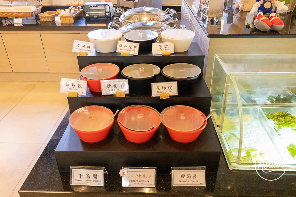 【嘉義親子住宿推薦】樂億皇家渡假酒店 自助早餐強到沒朋友! 戶外泳池、室內遊戲區、寬敞大房間,親子遊超讚首選 @About Hsuan美美媽咪親子美食旅遊 【嘉義親子住宿推薦】樂億皇家渡假酒店 自助早餐強到沒朋友! 戶外泳池、室內遊戲區、寬敞大房間,親子遊超讚首選 @About Hsuan美美媽咪親子美食旅遊