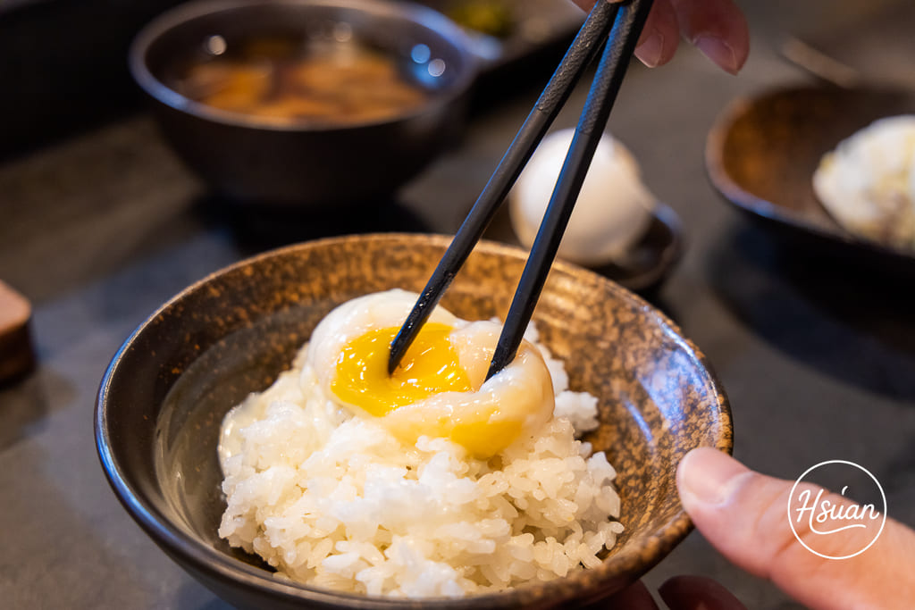 桃園青埔漢堡排新發現！陸奧 挽肉屋 現烤和牛漢堡排，肉汁多到爆，桃園高鐵、華泰名品城旁走路就到 @About Hsuan美美媽咪親子美食旅遊