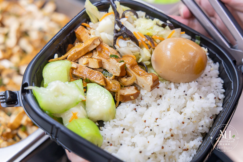 桃園藝文特區鐵皮屋裡,藏著一間很講究的便當店|米食BENTO每餐限量發售 @About Hsuan美美媽咪親子美食旅遊 桃園藝文特區鐵皮屋裡,藏著一間很講究的便當店|米食BENTO每餐限量發售 @About Hsuan美美媽咪親子美食旅遊
