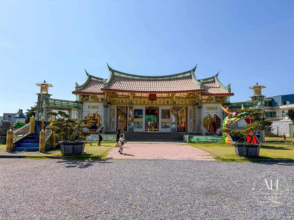 台61線彰化鹿港景點｜臺灣玻璃館＋玻璃媽祖廟，免費參觀還能求桃花 @About Hsuan美美媽咪親子美食旅遊