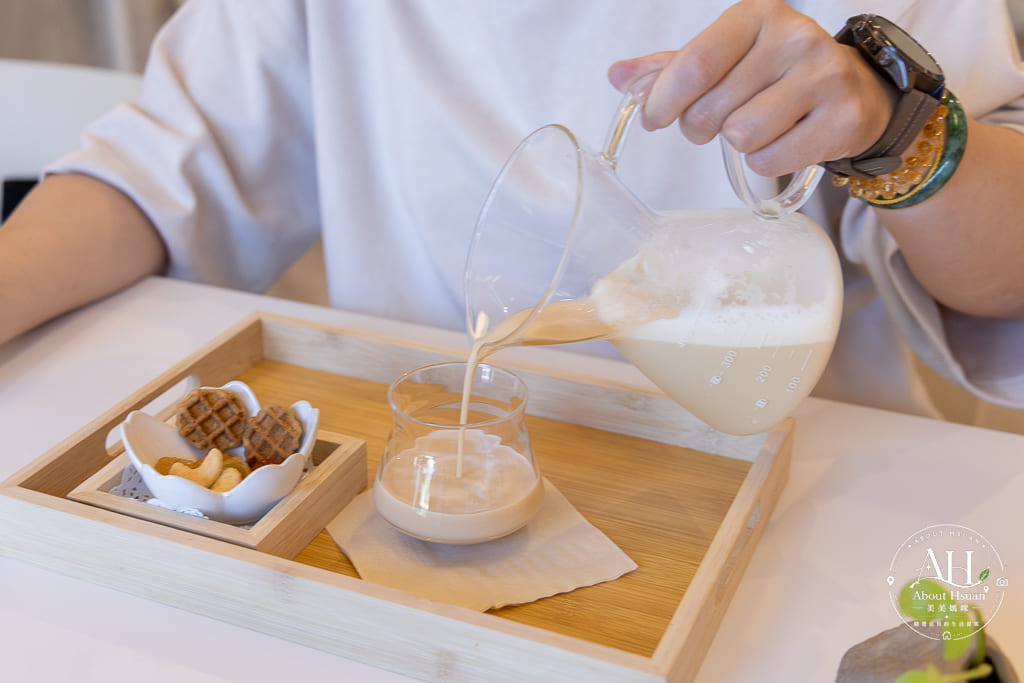 青埔咖啡廳推薦|半分甦 HalfWake Cafe,精品咖啡、手作康普茶,還有水晶詩籤體驗 @About Hsuan美美媽咪親子美食旅遊 青埔咖啡廳推薦|半分甦 HalfWake Cafe,精品咖啡、手作康普茶,還有水晶詩籤體驗 @About Hsuan美美媽咪親子美食旅遊