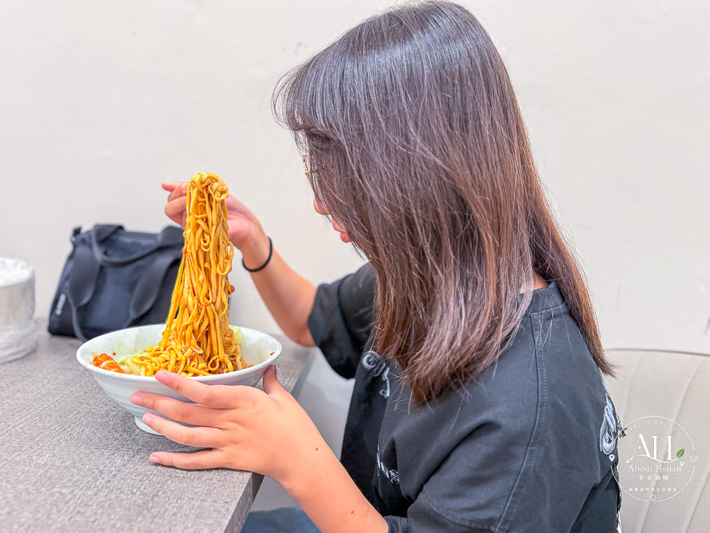 台北雙連美食一日遊｜文昌宮祈福、春末小館海鮮米粉、中山赤峰街散步，再外帶 Creammm.t 檸檬塔 @About Hsuan美美媽咪親子美食旅遊